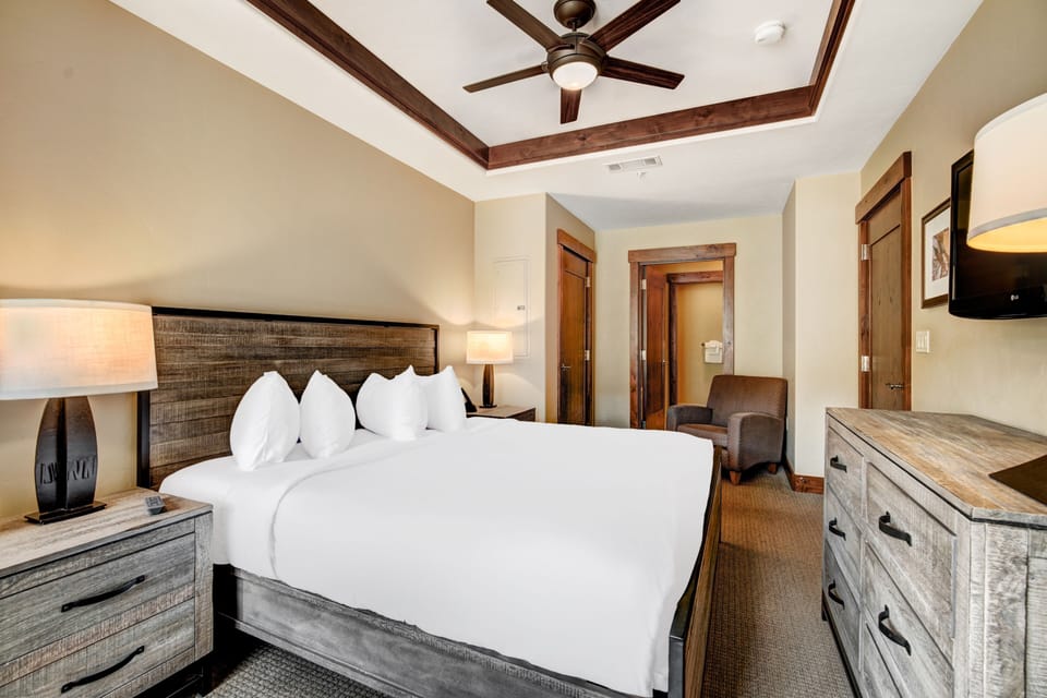 Indoors, Ceiling Fan, Lamp, Home Decor, Bed