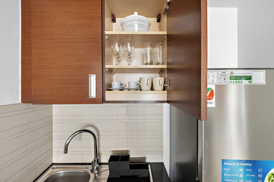 Exclusive Apartment | Private kitchen | Fridge, microwave, oven, stovetop