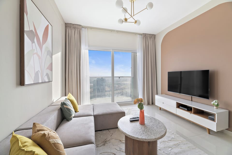 Deluxe Studio | City view