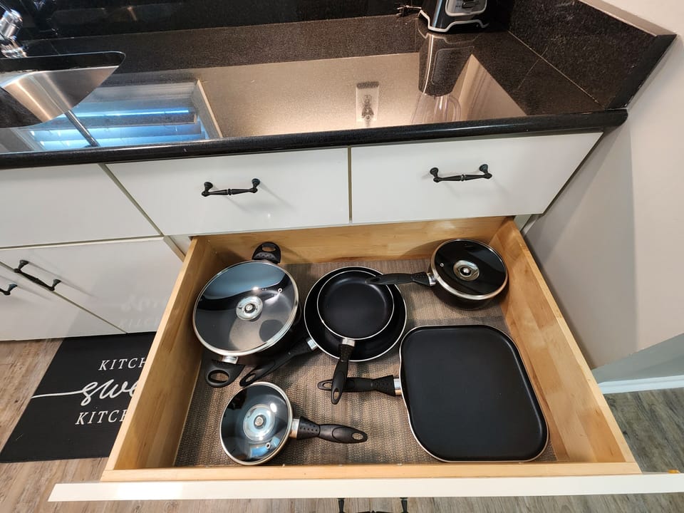 Kitchen. 