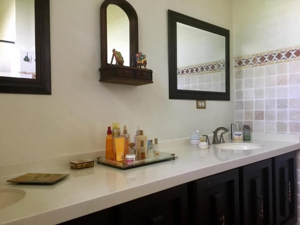 Classic Suite | Bathroom