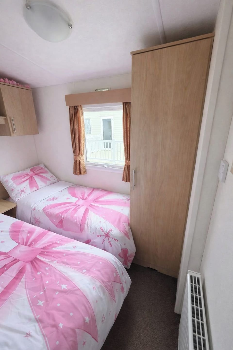 3 bedrooms, WiFi (free)