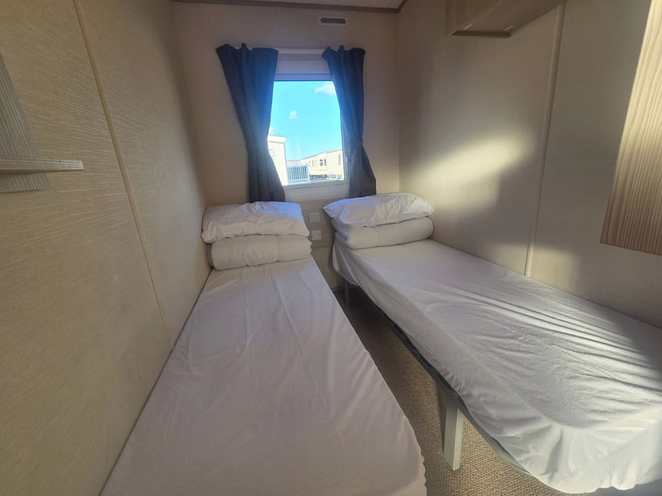 3 bedrooms