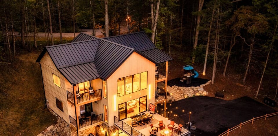 Incredible home secluded in the Smoky Mountains with every amenity you could think of