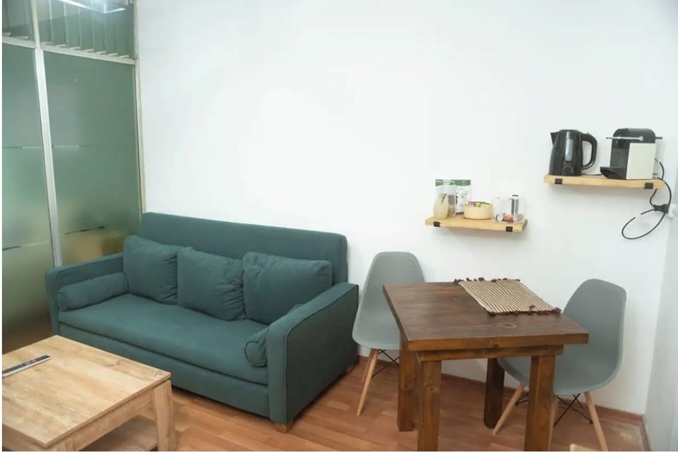 Apartment | Living area | Flat-screen TV