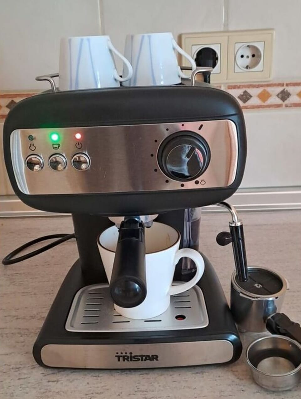 House | Coffee and/or coffee maker