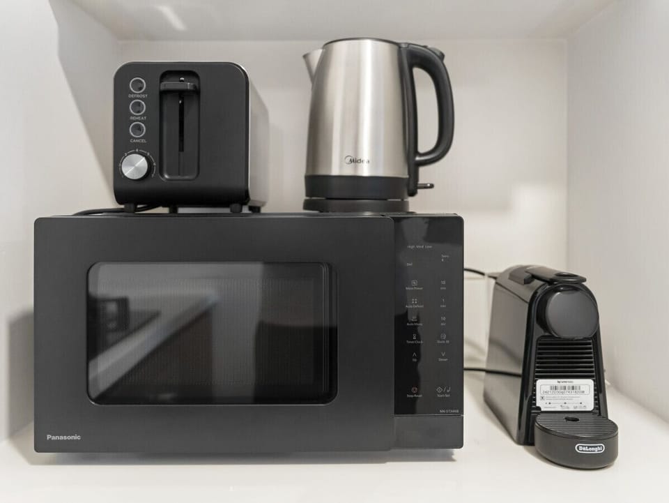 Fully Equipped Modern Kitchen