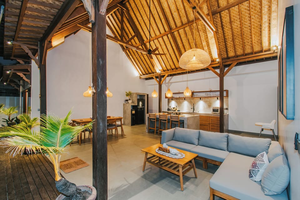 Comfort Villa, 2 Bedrooms, Private Pool | Living room