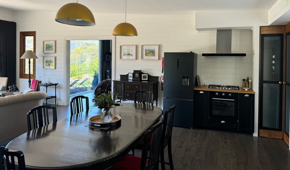 High Cliff living and dining 