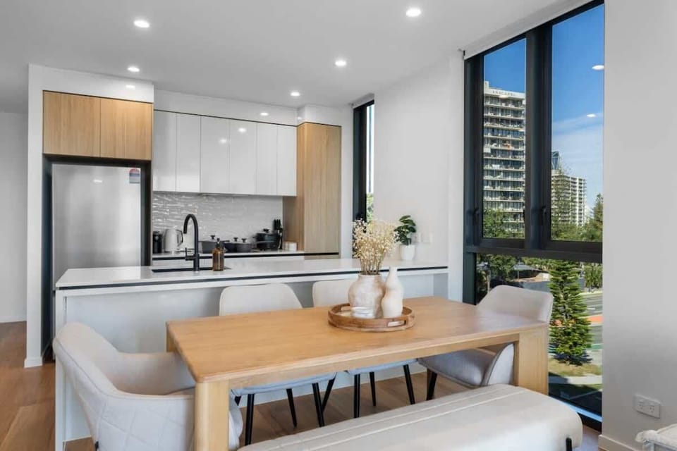 Another view of the dining table which can comfortably sits 6 people