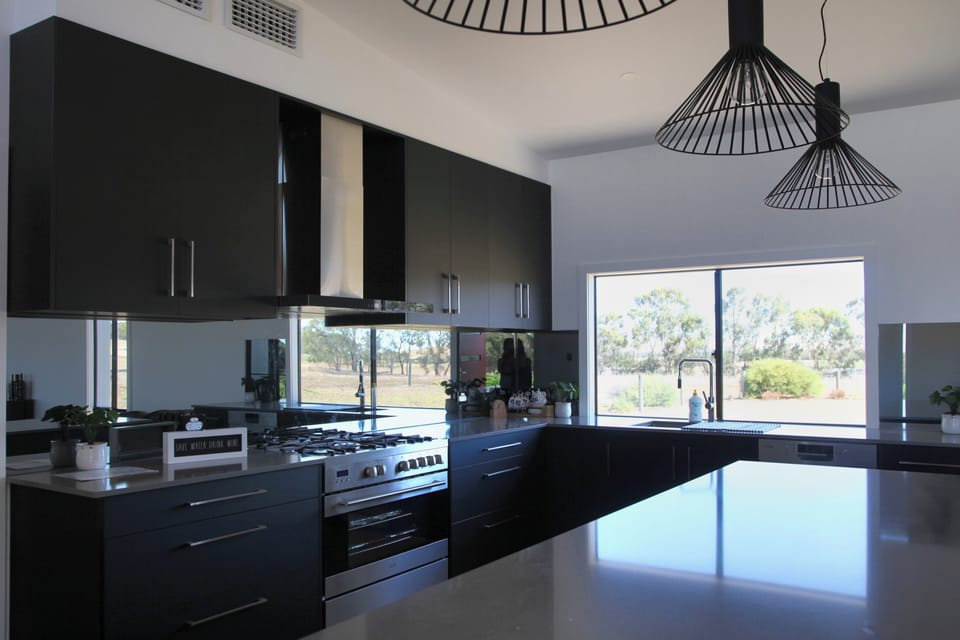 Comfort House, Garden View | Private kitchen | Electric kettle, toaster