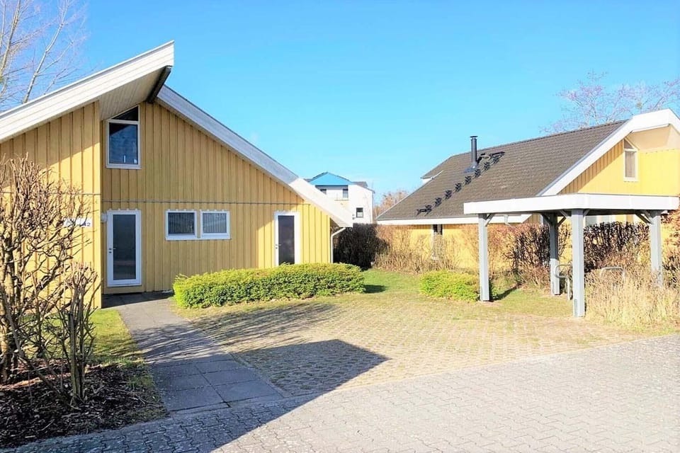 Holiday Home Exterior [summer]