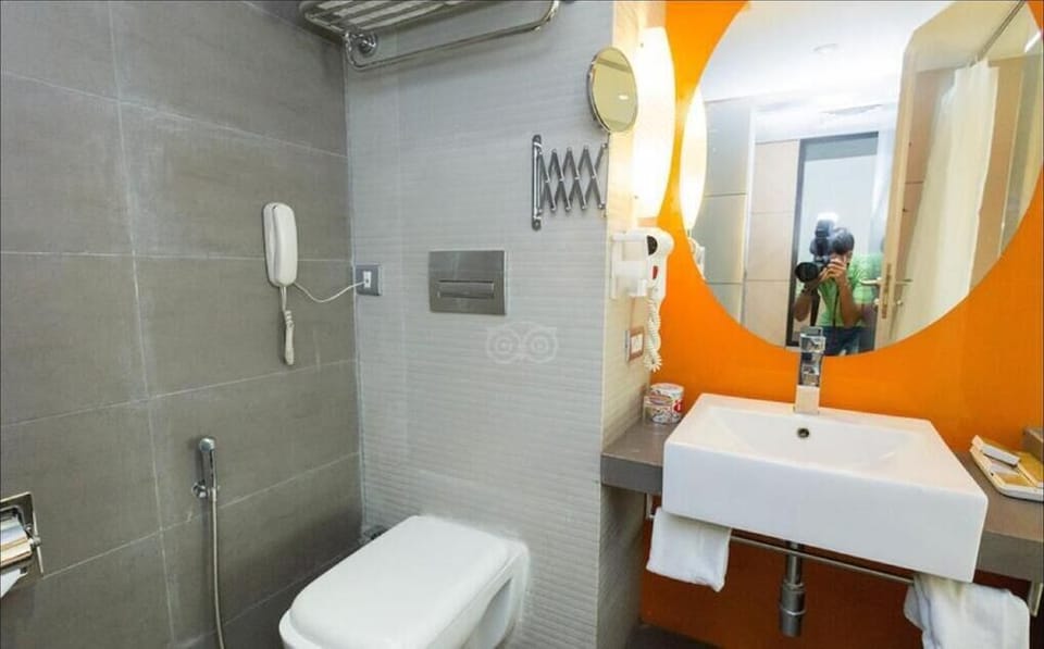 Shower, free toiletries, hair dryer, slippers