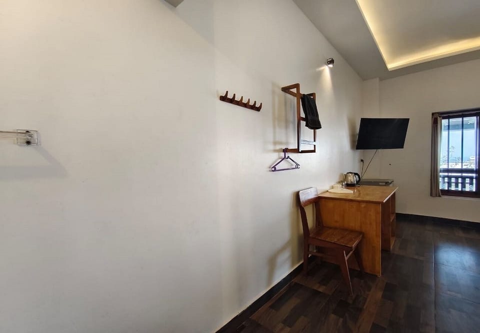 Deluxe Double Room, Sea View | Premium bedding, desk, soundproofing, rollaway beds