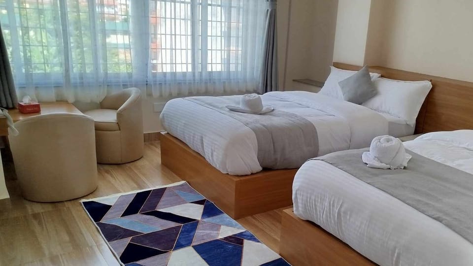 Family Room | Desk, soundproofing, iron/ironing board, free WiFi