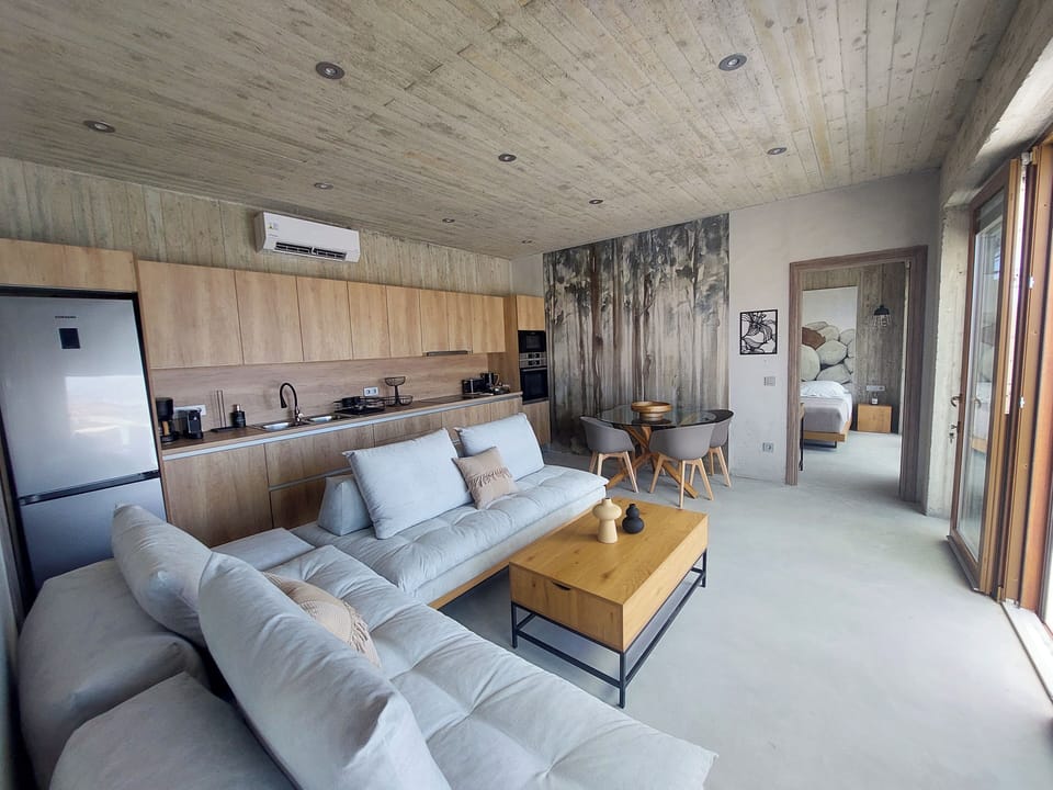 Superior Villa, Sea View | Living area
