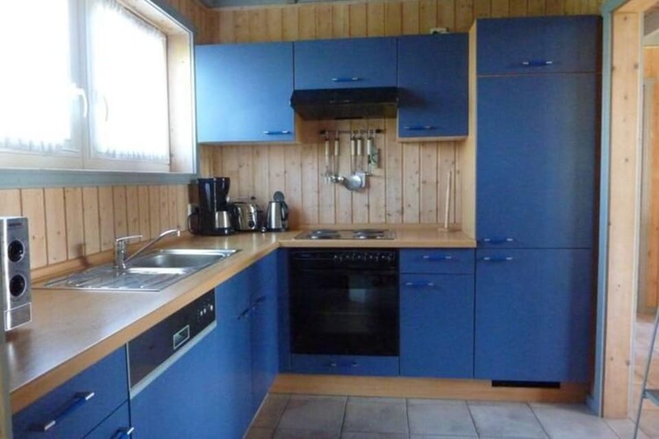 House | Private kitchen | Electric kettle, toaster