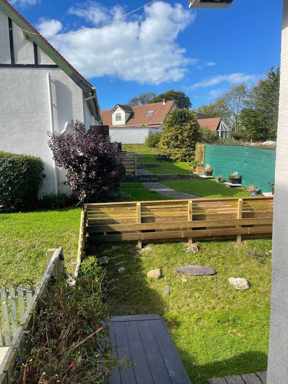 Enclosed garden