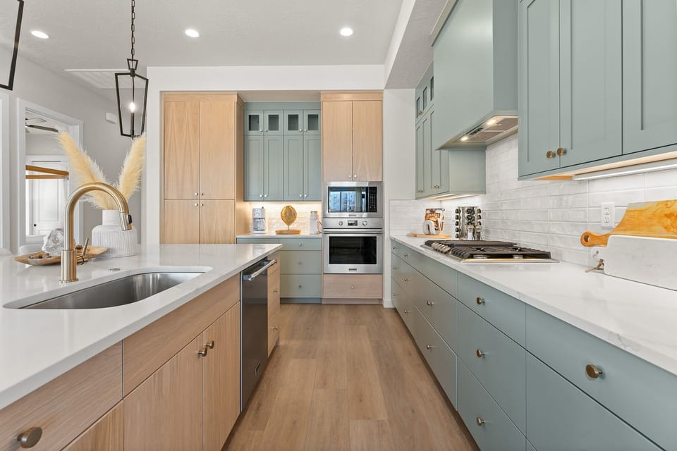 Townhome, Multiple Bedrooms | Private kitchen | Fridge, oven, coffee/tea maker, electric kettle