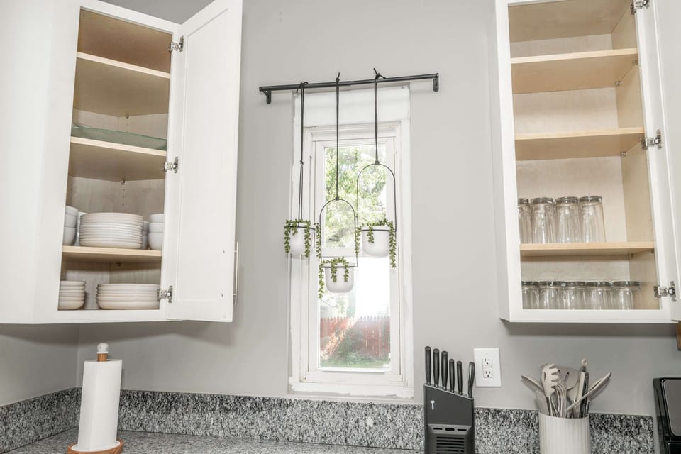 No need to pack the dishes & cookware for your visit!