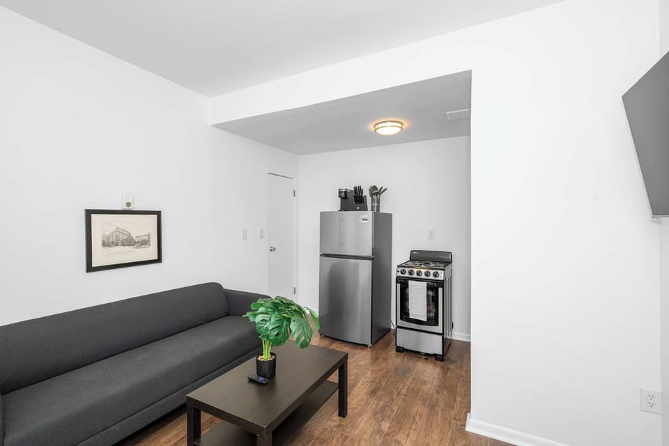 Suite 1: Curl up in the cozy living room & stream all your favorite entertainment