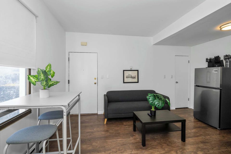 Suite 1: Enjoy the airy, open layout of the main living spaces