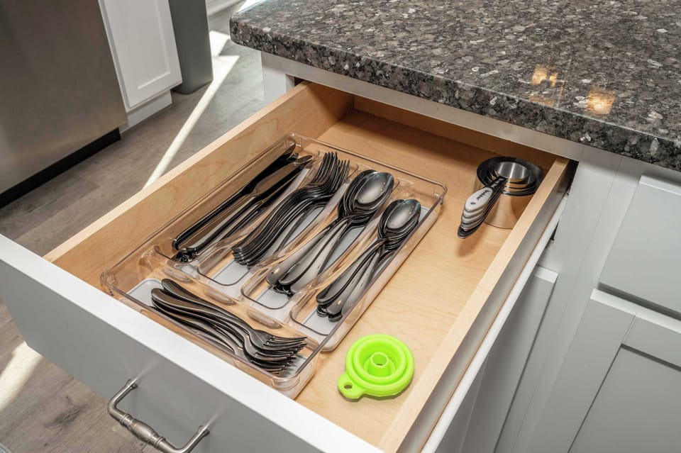 No need to pack the dishes & cookware for your visit!
