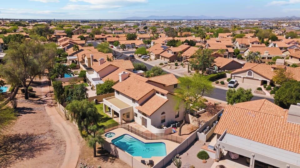 Welcome to Red Mountain Retreat!