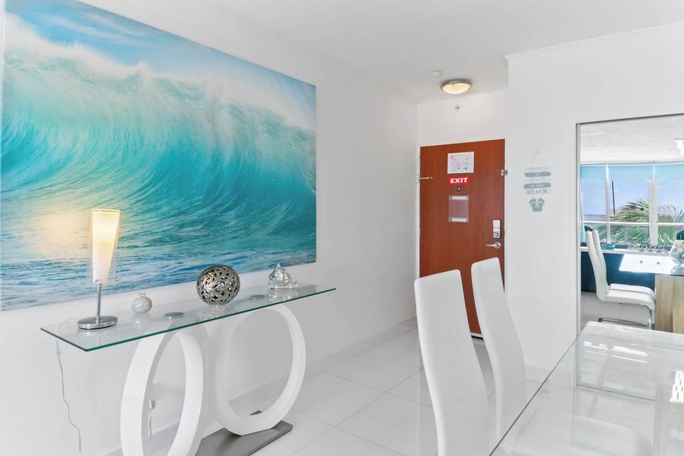 Modern decor