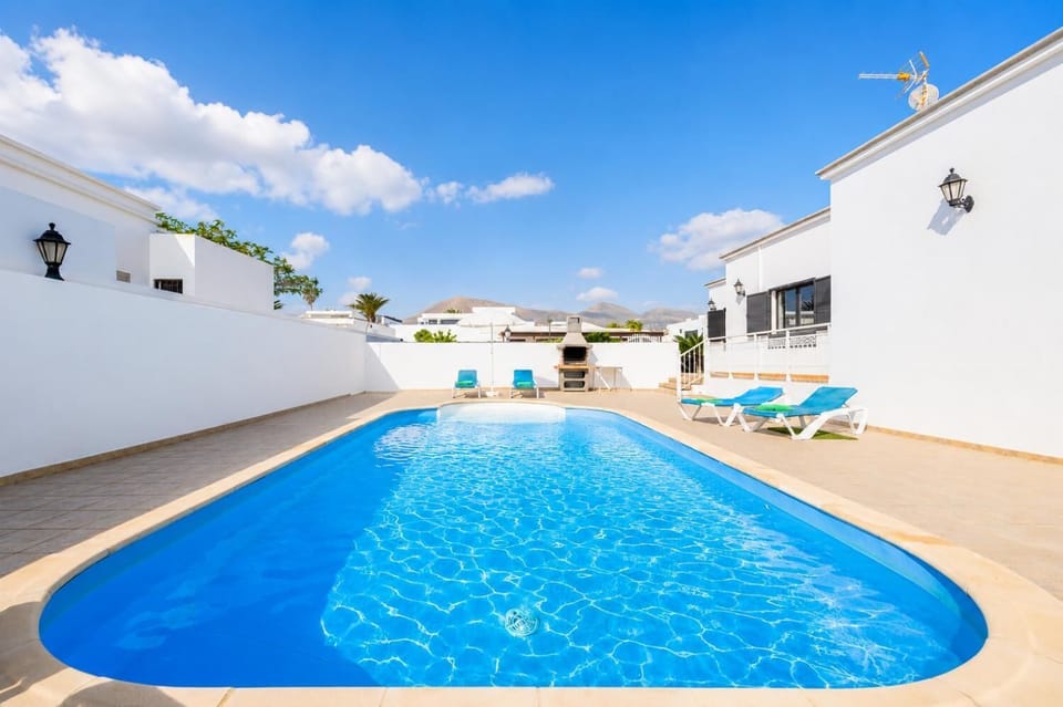 Beautiful villa with private pool and terrace