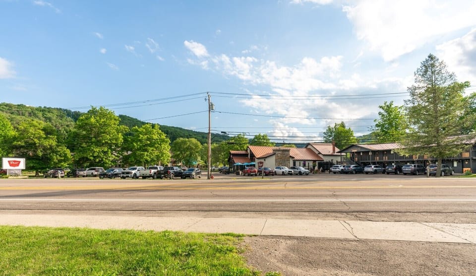 6089 Route 219 Ellicottville, NY 14731