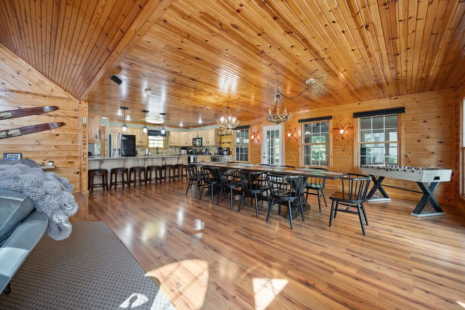 Dining Area on Main Floor (1)
