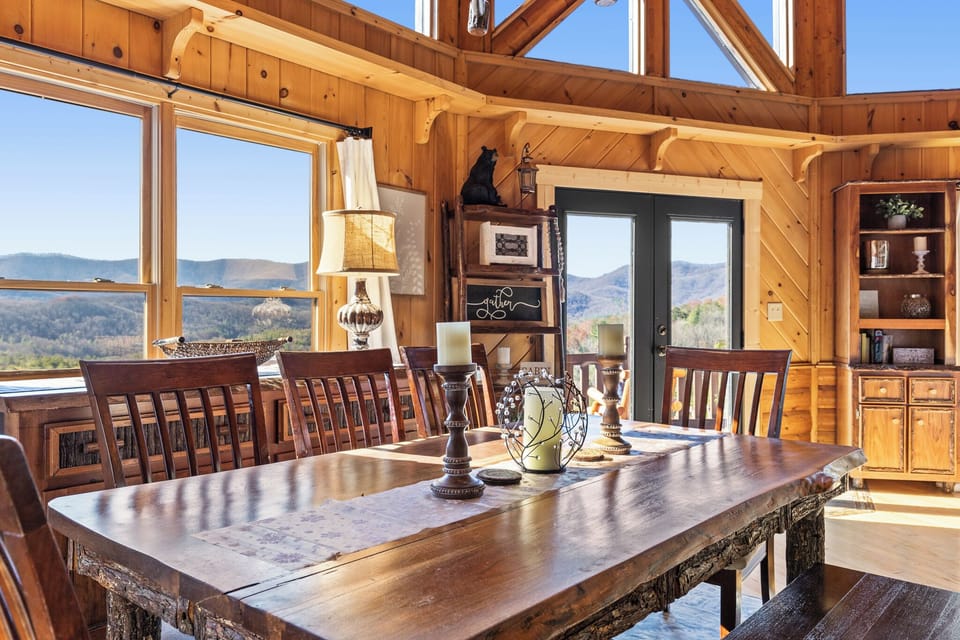 Chasing Views Dining Area