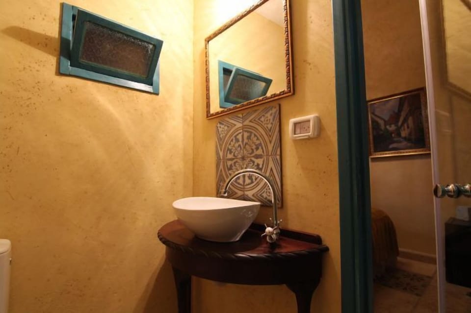 Atelier Luxury Rooms Hotel in Haifa
