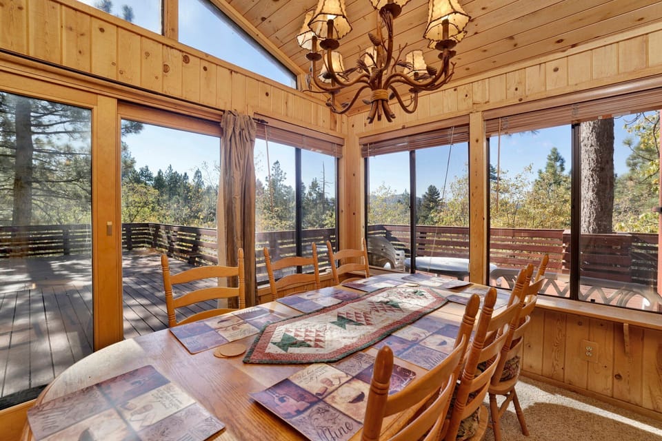 A beautiful dining table to enjoy a delicious meal.