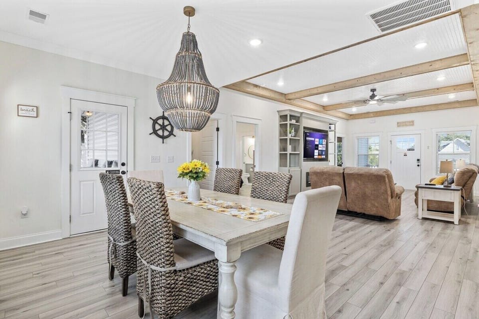 Whether it's breakfast before the beach or a dinner party, this dining area is at the heart of your stay.