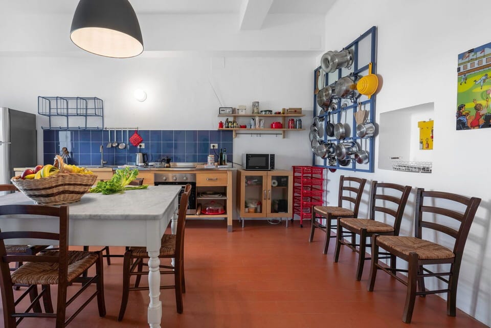 Autumn, Kitchen, Spring, Summer