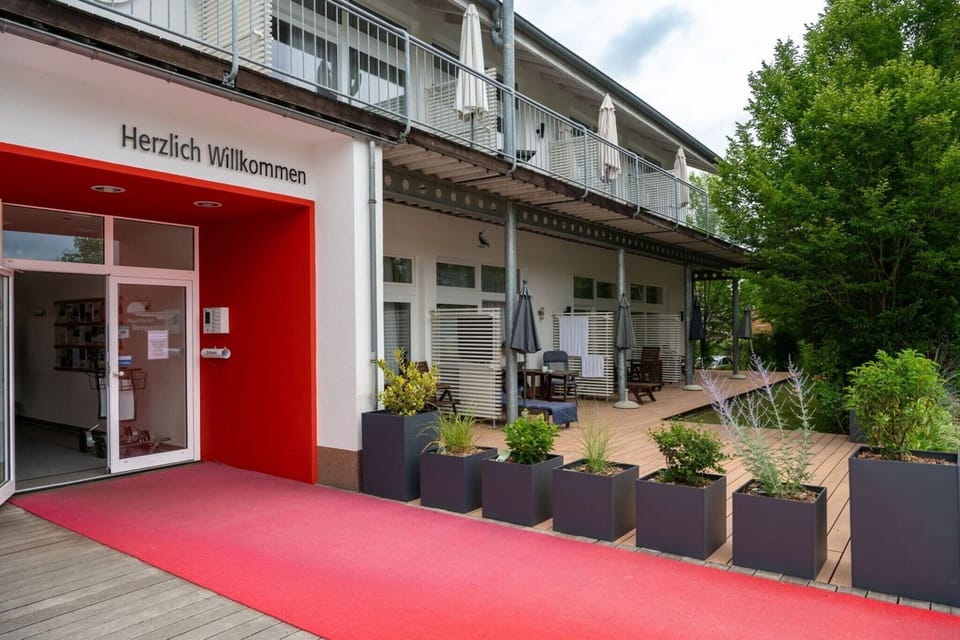 Entrance / Reception