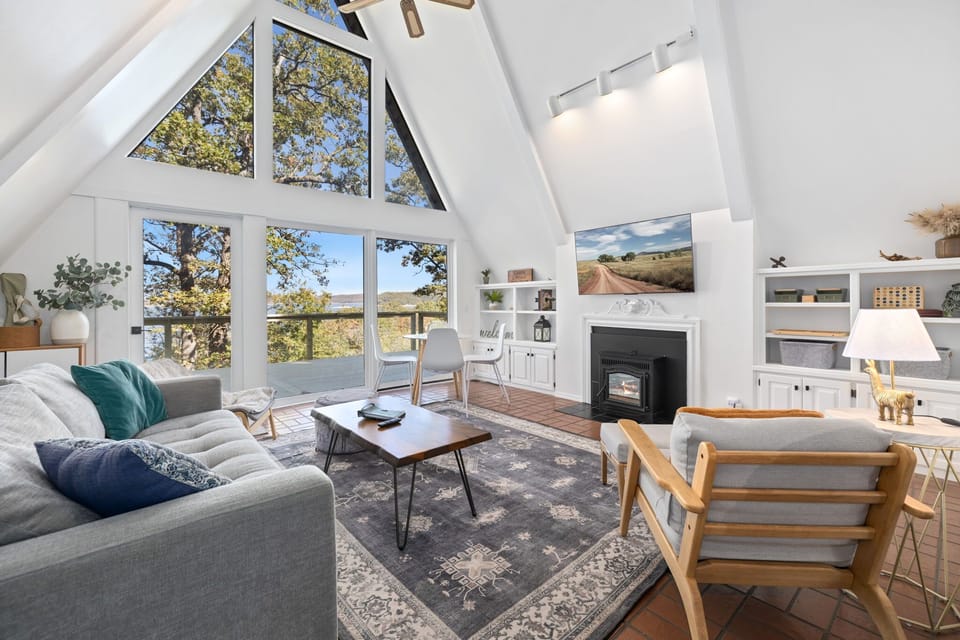 Unwind in the living room, equipped with a flat-screen TV.