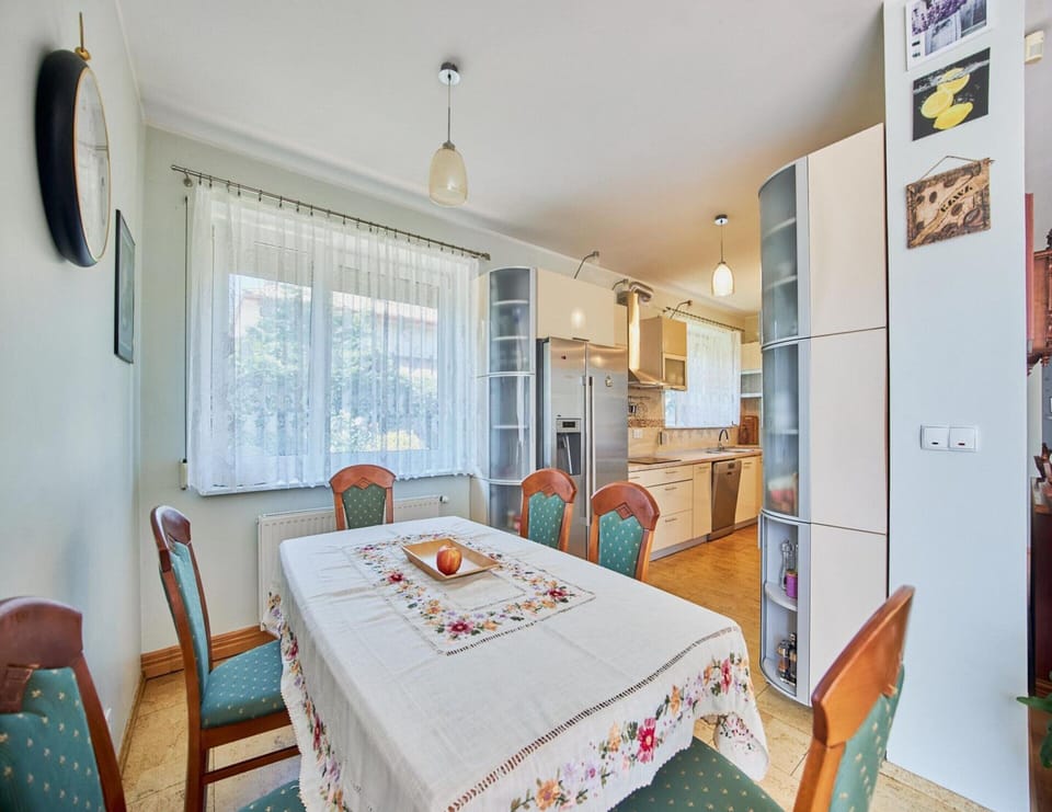 House | Dining