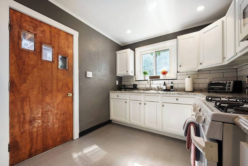 Full kitchen with everything needed to cook and serve full meals