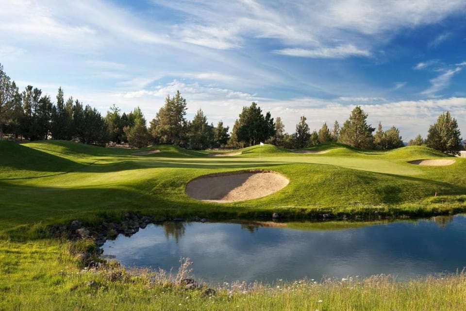 Choose from a tough 18-hole, par-63 Challenge Course, an 18-hole executive course, or our popular 18-hole putting course.