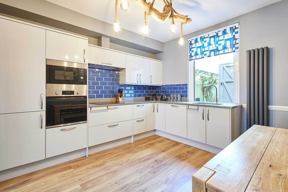 Number 5, Whitby - Host & Stay