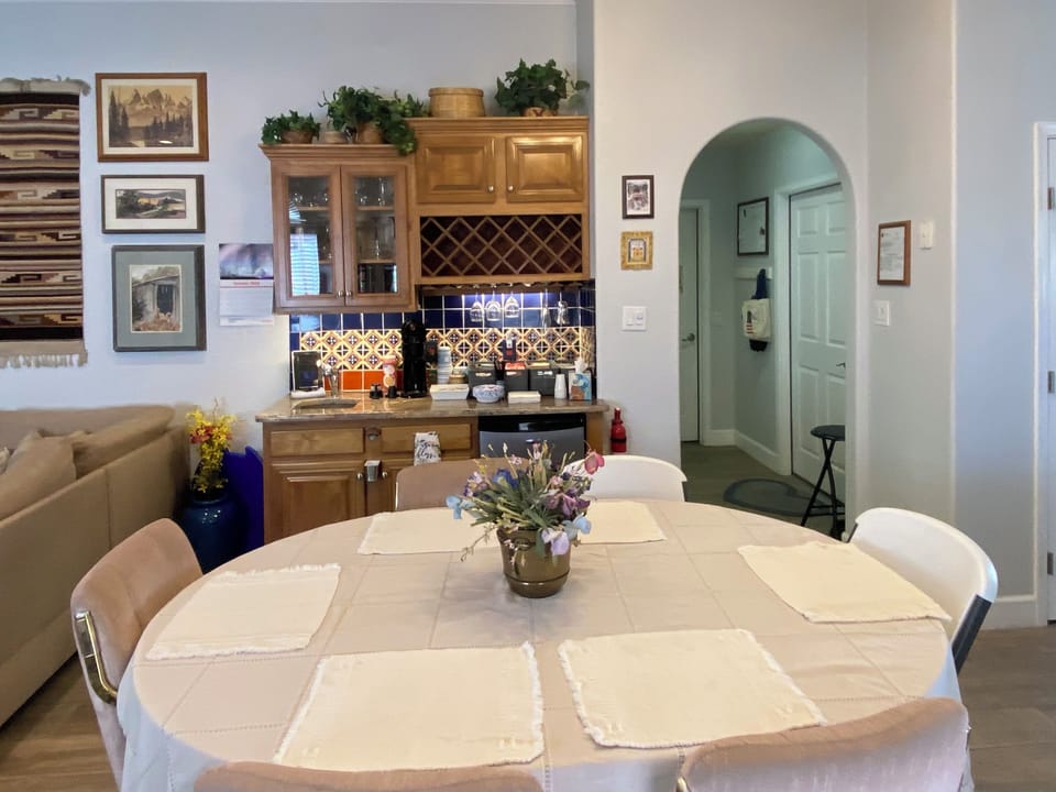 Dining table seats six.