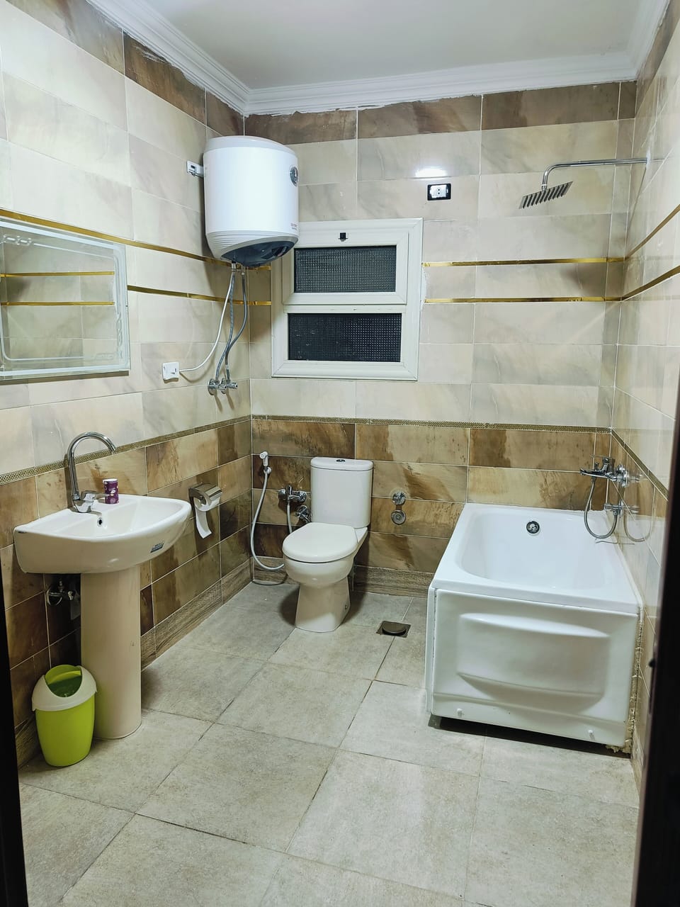 Comfort Room, Resort View | Bathroom | Combined shower/tub, towels, soap, shampoo