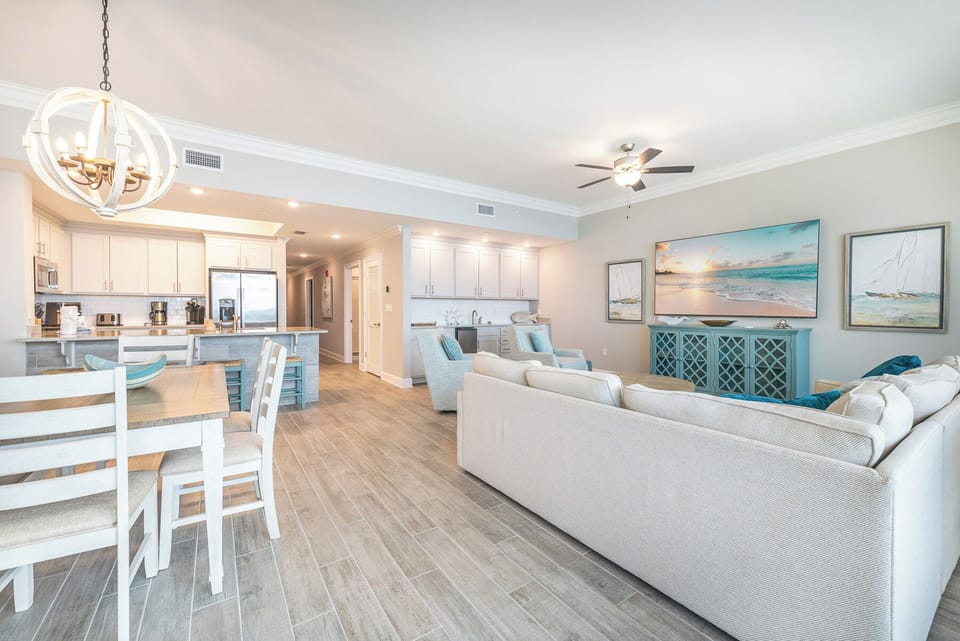 Open floor plan perfect for spending family time in this lovely condo