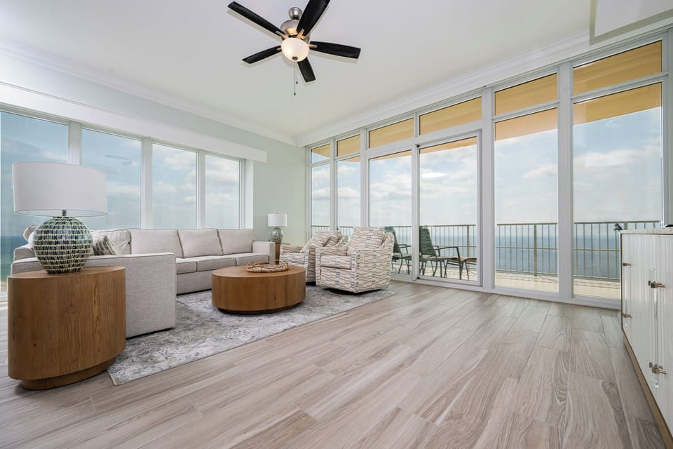 Phoenix Gulf Towers 2108, Tower Two, Orange Beach, Alabama, beach front, 4 bedroom condominium on the 21st floor