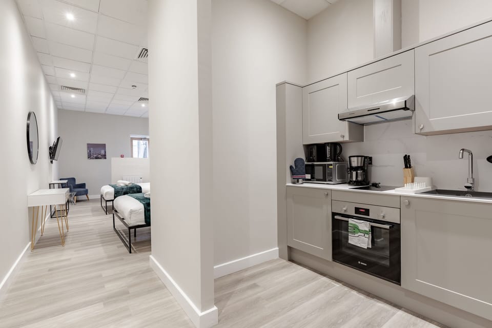 Standard Studio, Ensuite, City View | Shared kitchen | Full-size fridge, microwave, highchair, cookware/dishes/utensils