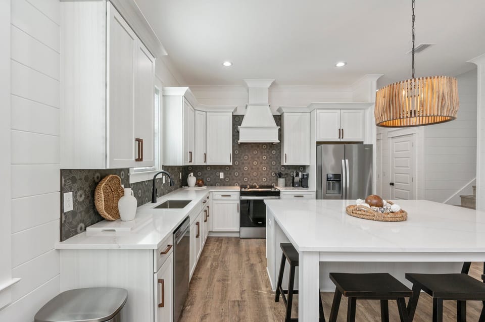 State-of-the-art kitchen with quartz countertops for the family chef!