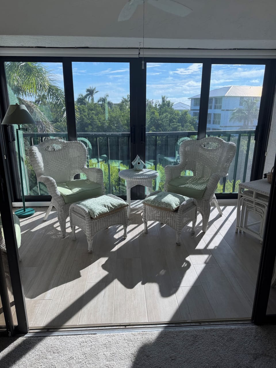 Newly renovated lanai.